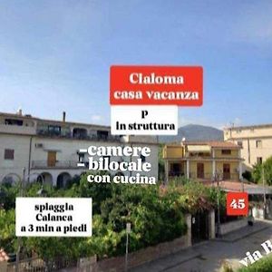 Camera con letto king size